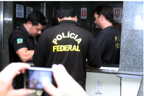 Pol�cia Federal prende Riva e Eder e realiza buscas na Assembleia
