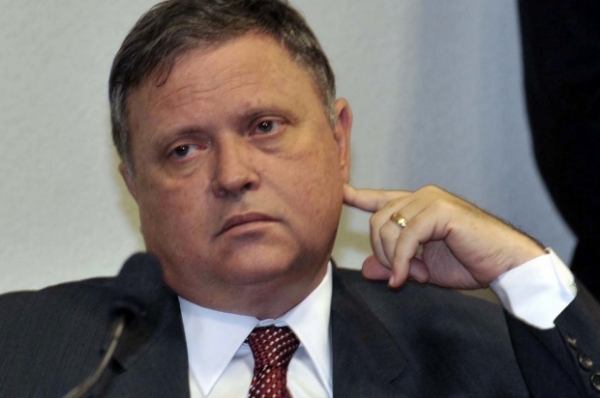 Constrangido por seu nome aparecer em opera��o da PF, Maggi afirma � Veja: 