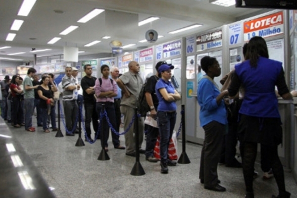 Mega-Sena pode pagar R$ 3 milh�es nesta quarta-feira