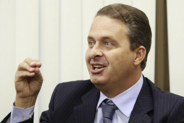 Eduardo Campos diz que tirar� Brasil do 