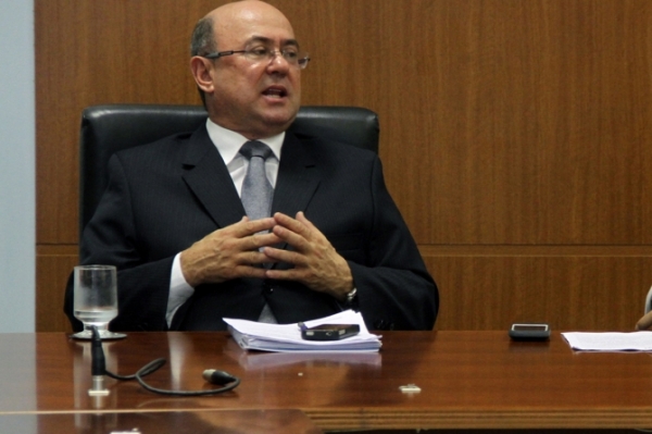 Riva afirma que ter� votos em todos os partidos de MT