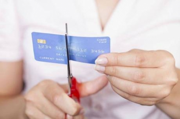 TJDF condena banco por dar cart�o de cr�dito com limite de R$ 1 a cliente