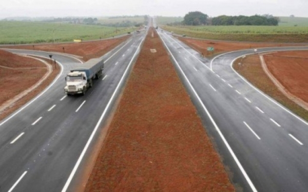 LOG�STICA: Pacote federal de concess�es gasta s� 2,5% do previsto
