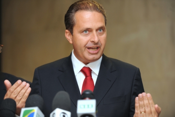 Candidato � presid�ncia morre em acidente a�reo