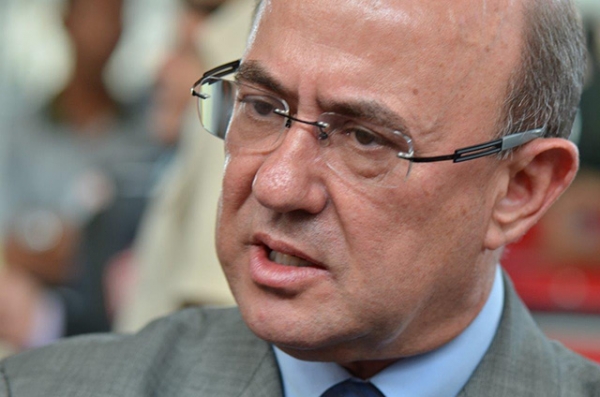 Riva afirma que PSD ser� oposi��o com coer�ncia