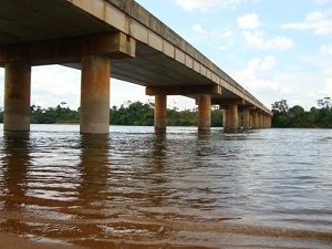 Menina de 08 anos est� desaparecida desde a tarde de domingo no Rio Juruena em Ju�na.