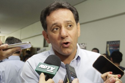  Deputado federal � acusado de 