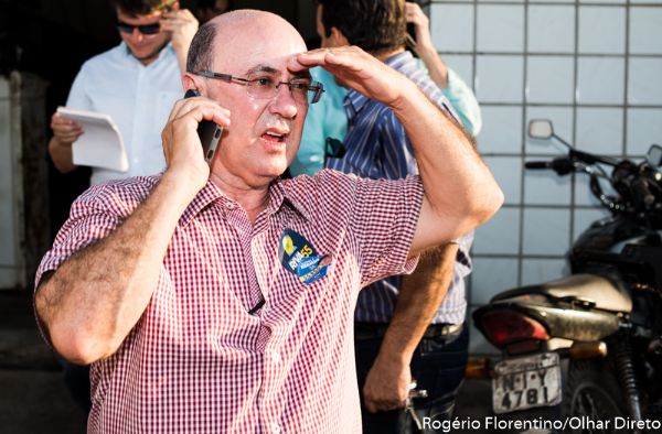Riva desmente boatos de articular vaga no TCE e afirma n�o possuir perfil