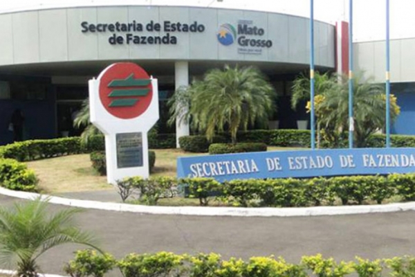 Justi�a manda prender e exonerar tr�s fiscais de Sefaz