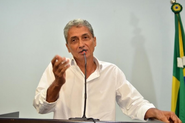 Neurilan vence Pivetta e Alves e � eleito presidente da Associa��o Mato-grossense dos Munic�pios