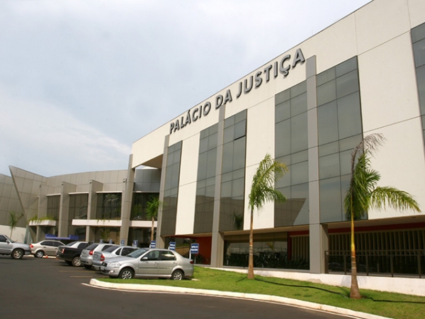 Tribunal de Justi�a demite por unanimidade, ex-juiz de Tabapor�.