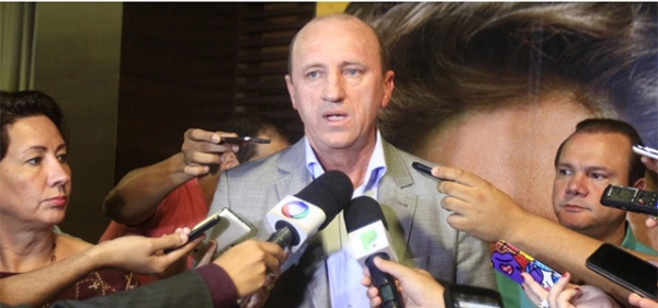 Neri Geller diz que deixa Minist�rio da Agricultura com 