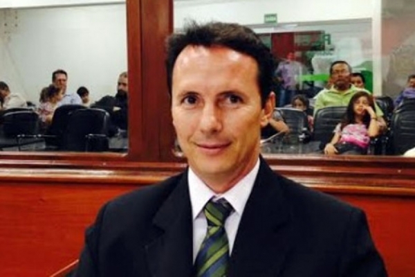 Vereador aciona colega na Justi�a ap�s ser chamado de 