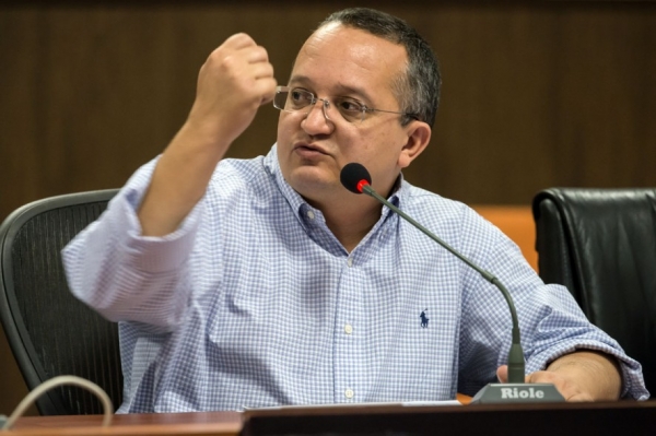 �O viaduto da UFMT � uma vergonha para a engenharia mundial�