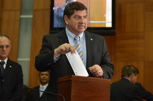 Guilherme Maluf � eleito presidente da Assembleia com 23 votos
