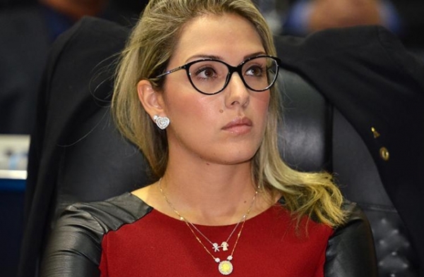 Janaina Riva pode presidir a CPI do VLTDe acordo com a comiss�o n�o deve ser usada como uma ca�a aos pol�ticos