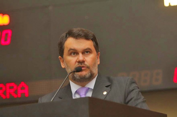 CPI das Obras da Copa dividir� frentes de trabalho em sub-relatorias