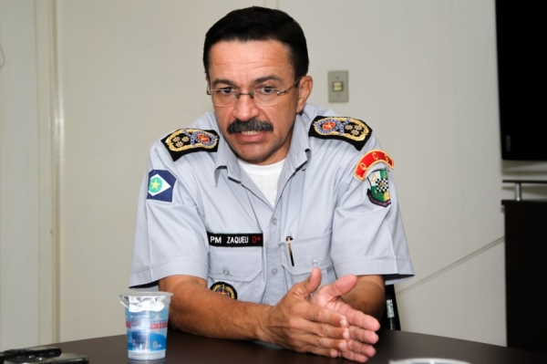 PM expulsa soldado que comandou tr�s assaltos em Cuiab�