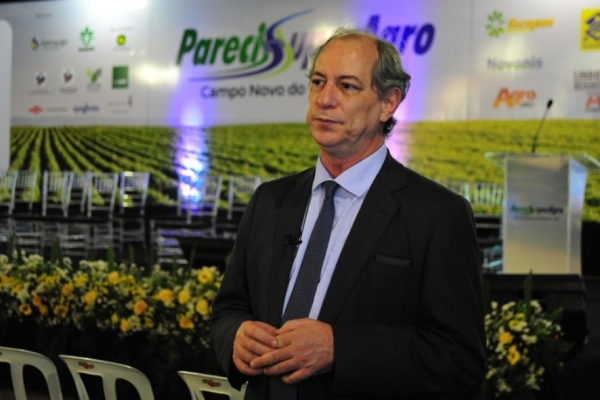 Com a presen�a de Ciro Gomes, feira � lan�ada na manh� desta segunda-feira