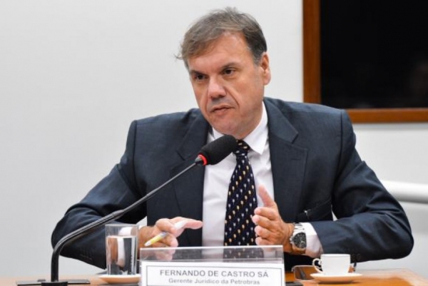 Advogado diz que foi perseguido ap�s denunciar fraudes em contratos da Petrobras