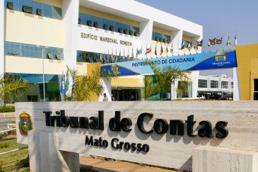 AMM protocola solicita��es de libera��o de certid�es negativas no TCE
