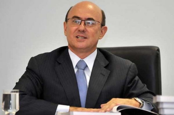 Conselheiro e deputados n�o acatam nova data para oitivas de defesa de Riva; Maluf ser� ouvido em junho