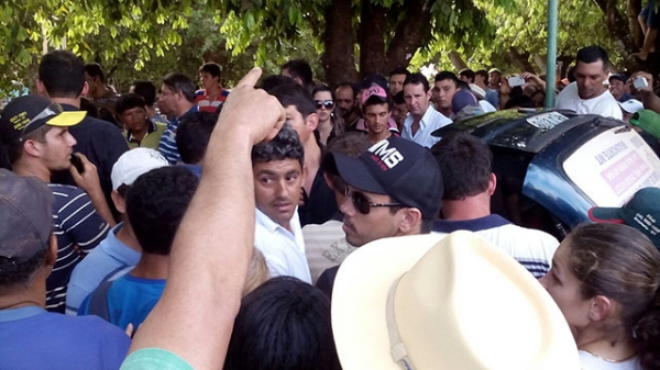 Restabelecida a ordem na Delegacia de Brasnorte, ap�s crime violente e revolta da popula��o.