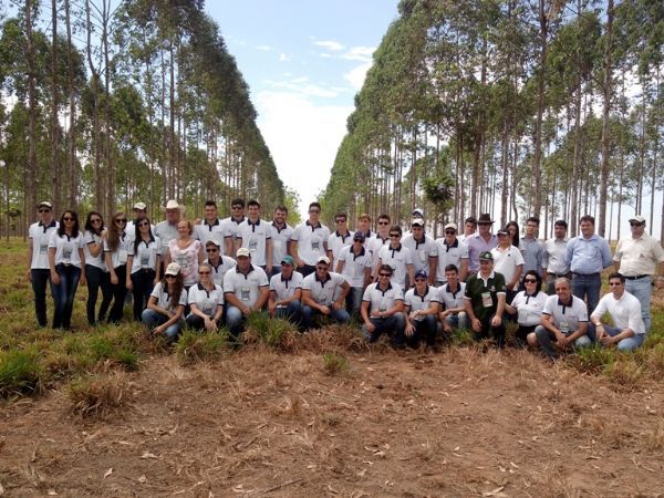 Projeto Futuros Produtores do Brasil tem inscri��es abertas para turma de 2015