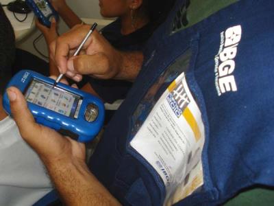 Desemprego fica em 8,1% no trimestre at� maio, diz IBGE