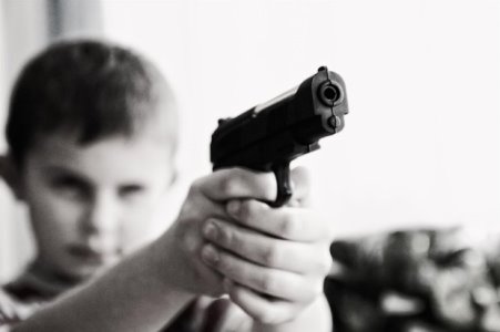 Senado aprova projeto que altera ECA e aumenta interna��o de menores que cometerem crimes graves