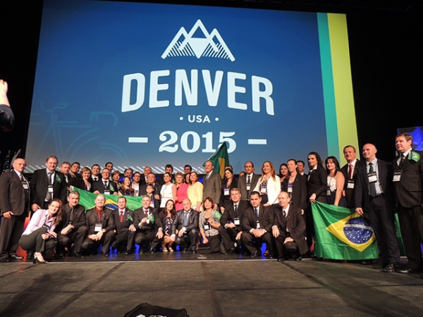 Roberto Rodrigues � homenageado na Confer�ncia Mundial das Cooperativas de Cr�dito 