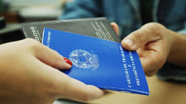 Gera��o de emprego foi 56,3% menor no primeiro semestre de 2015 em Mato Grosso