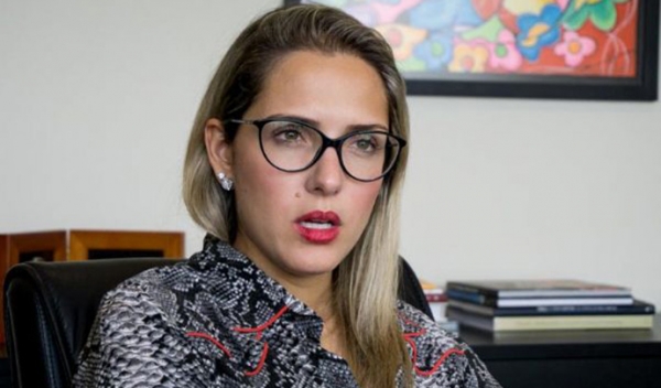 Lei da deputada Jana�na Riva determina que restaurantes informem presen�a de gl�ten e lactose em alimentos