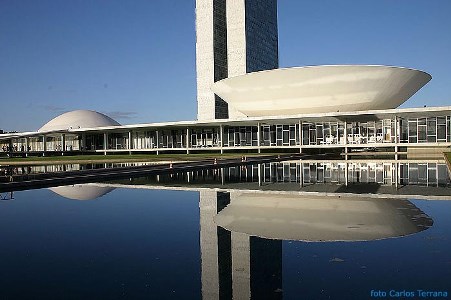 Redu��o da maioridade penal e corre��o do FGTS s�o prioridades da C�mara