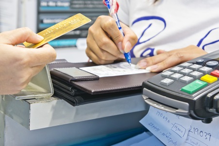 Infla��o e desemprego contribuem para alta da indadimpl�ncia do consumidor