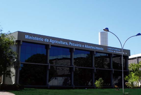 Minist�rio da Agricultura libera R$ 989,3 milh�es para financiamento em 12 bancos