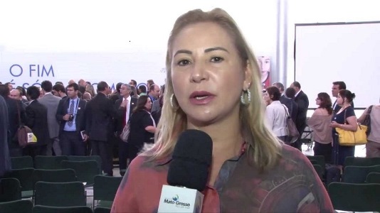 Roseli Barbosa sai sem tornozeleira e n�o poder� deixar o pa�s