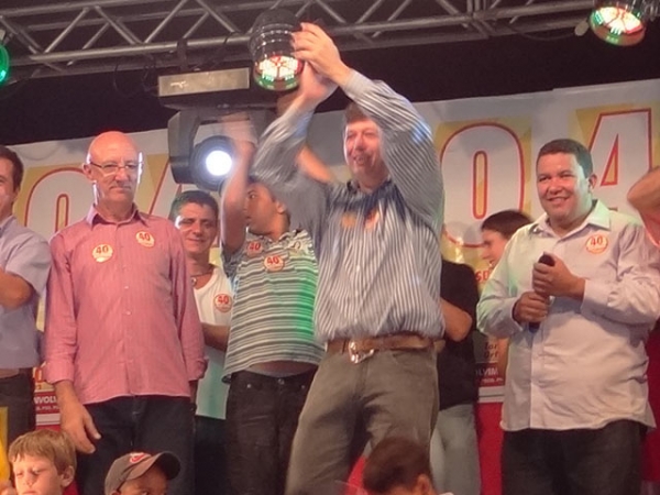 Prefeito de Porto dos Ga�chos muda de partido duas vezes no mesmo mandato.