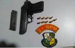 Policia Militar do 1� Pelot�o de Porto dos Ga�chos tira de circula��o arma de fogo ilegal