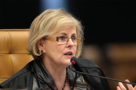 STF d� 3� liminar e refor�a barreira a rito de impeachment definido por Cunha