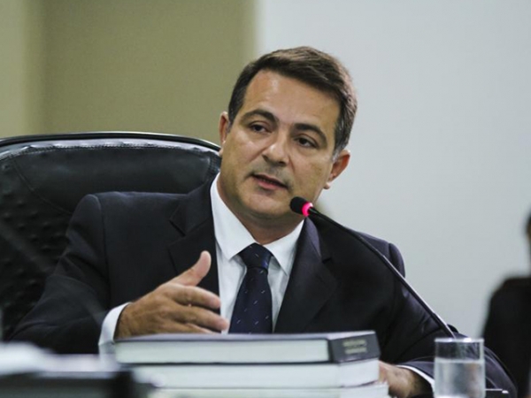 Santa Barbara apresentou Castro Mello para elaborar projeto da Arena, afirma Yuri � CPI
