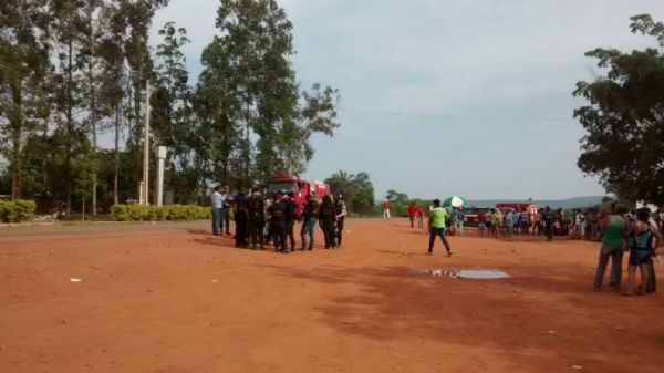 Ap�s 3 dias de protestos e amea�a de interven��o da tropa de choque, BR-174 � liberada