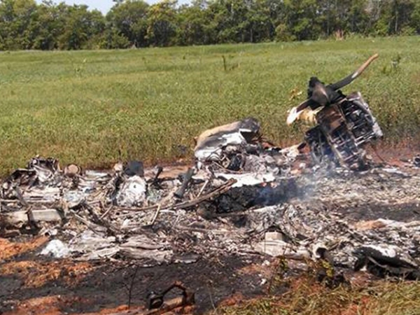  Avi�o cai em fazenda de Paranatinga e piloto morre carbonizado