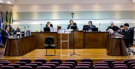 TRE reprova contas e suspende fundo partid�rio do PMDB por seis meses