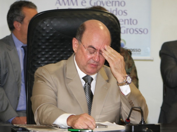 Riva e Nadaf recorrem ao STJ na tentativa de n�o passar o natal na cadeia.