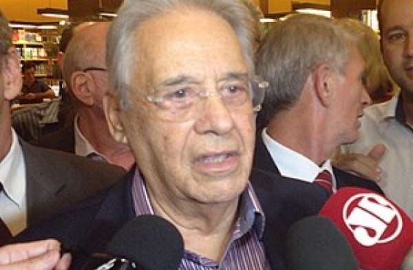 Nestor Cerver� cita US$ 100 milh�es de propina ao governo de FHC