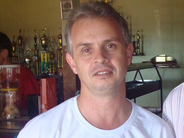 O noroeste ganha mais um deputado, ex-prefeito de Ju�na Altir Peruzzo toma posse na AL por 120 dias 