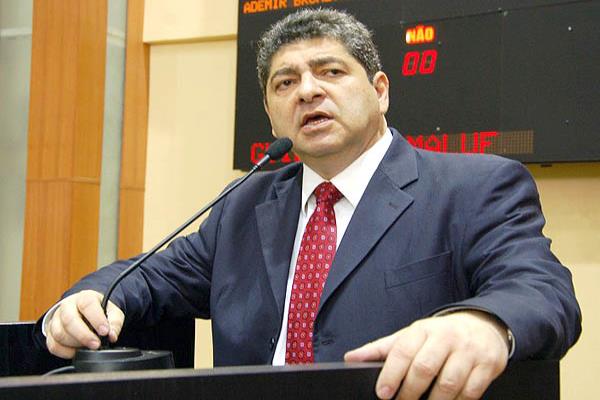 Deputados re�nem com prefeitos e vereadores e realizam sess�o especial