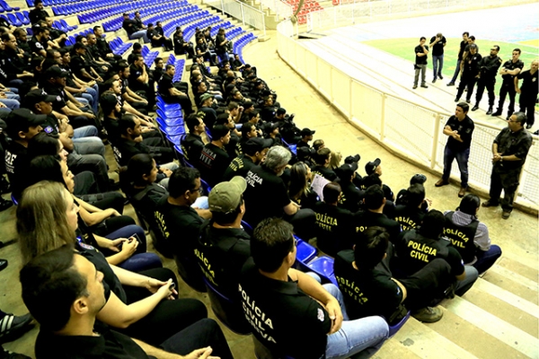 Pol�cia Civil emprega mais de 3 mil policiais em megaopera��o da Carga M�xima