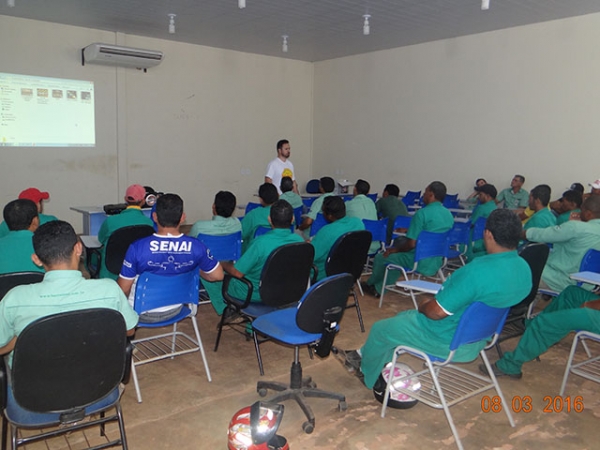 Detran oferta cursos para promover seguran�a no tr�nsito